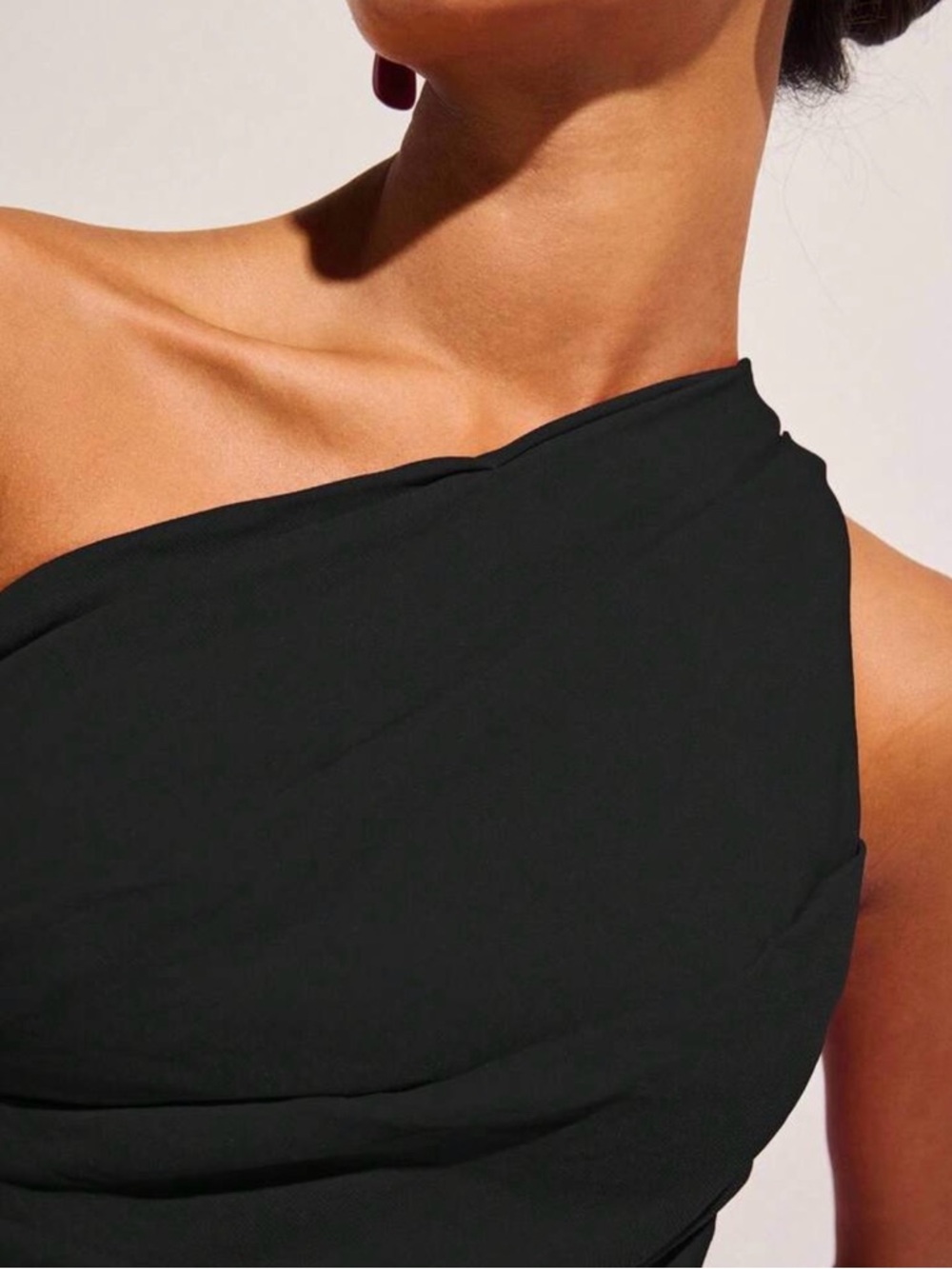 One-Shoulder Black Ruched Mini Dress - Picture 4 of 4